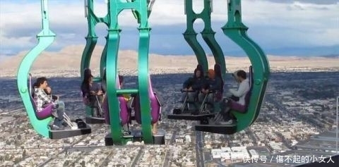 世界上最“刺激”的游乐场，建立在高空之中，网友：有点恐高