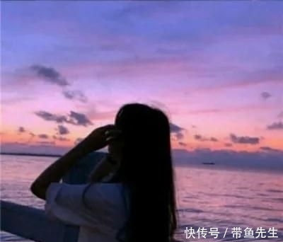  #情话#我想你的浪漫情话：想到你就脸红 见你不用腮红