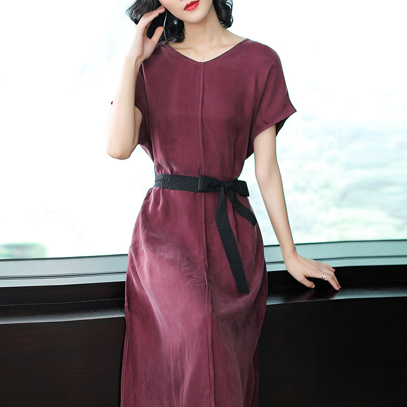 这款新裙子美得令人惊叹，而且又不贵，适合60后女人穿，真美嫩