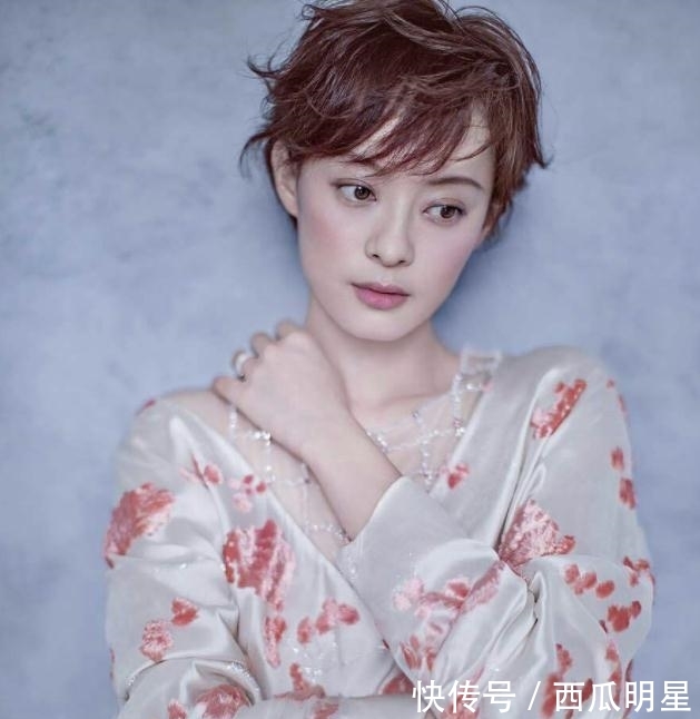  #女生#为什么女生都爱留刘海？男朋友说：别撩起她们的刘海，你会后悔的