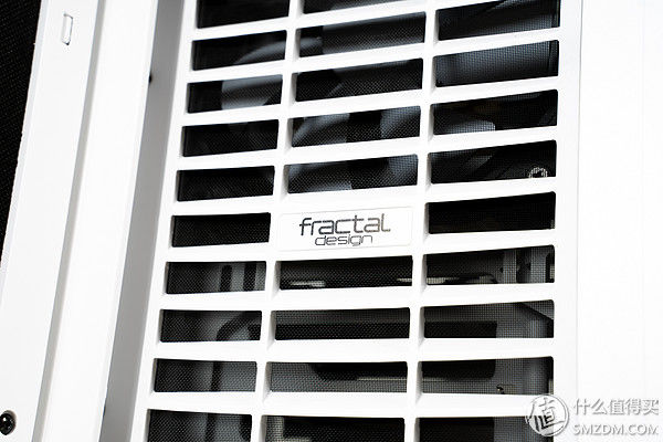 装机 篇一:纯白主机装机-Fractal Design Define R5白金版装机