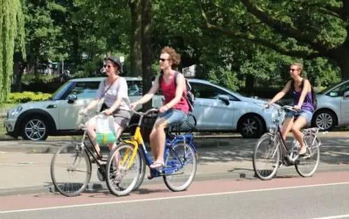 世界上最有名的“美女国”，都很欢迎男游客，网友：想去！