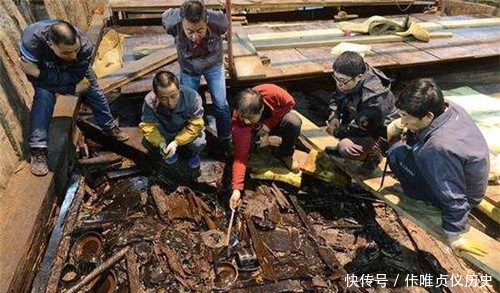 「木棍」长城挖出汉武帝千年遗诏,史书从未记载,专家难怪汉朝如此强大