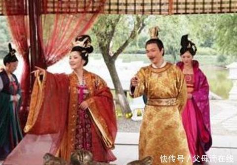 【乐得】皇帝给宰相赐婚,掀开盖头是个60岁老妇,新婚夜宰相乐得合不拢嘴