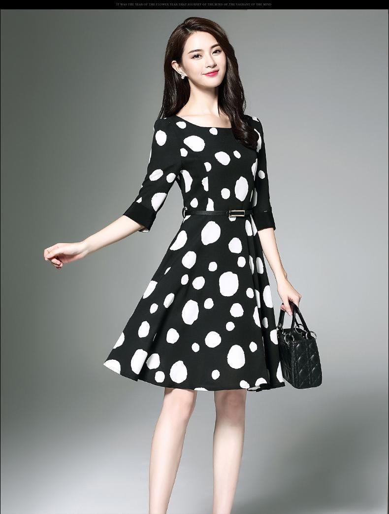 怪不得，如今的女人都在找这种秋装，真是贼美贼美的，借钱都要买