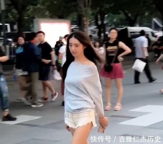 『小姐姐』在街上能看到这样美丽的小姐姐,也是一种幸福吧