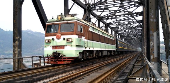 再见！重庆首座长江大桥今天退休，去留问题成关注的焦点