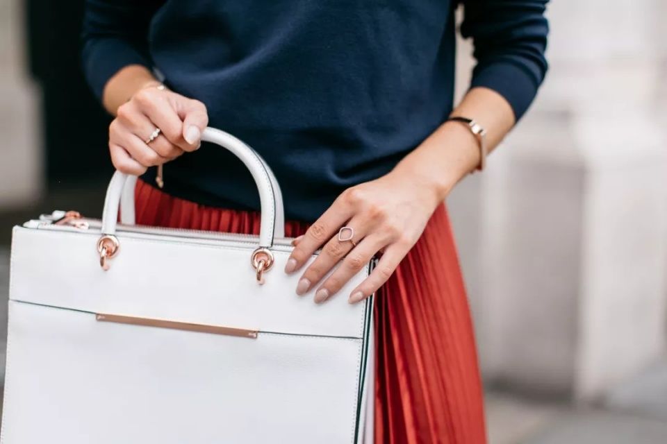 推广 | 职场新人的形象投资，到底有啥值得买?