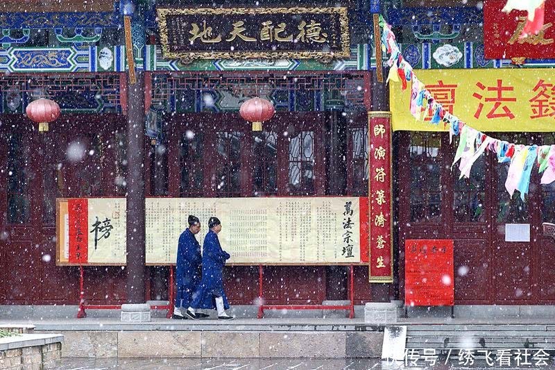 这个景区又贵又坑，很多人都上过当，游客：一群假道士就知道骗钱