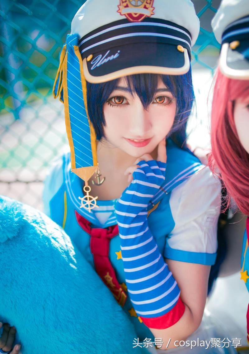 萝莉百合园田海未西木野真姬美腿黑丝Cosplay福利本子