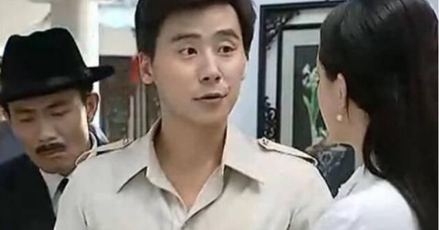  『祈福』42岁著名主持人马可罕露面！为卖货去庙里祈福？模样沧桑太唏嘘