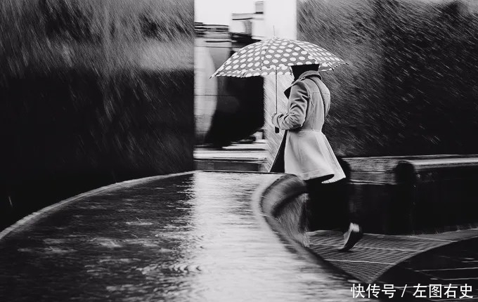 「摄影师」对摄影师而言,摒弃色彩会让视觉效果更加纯粹