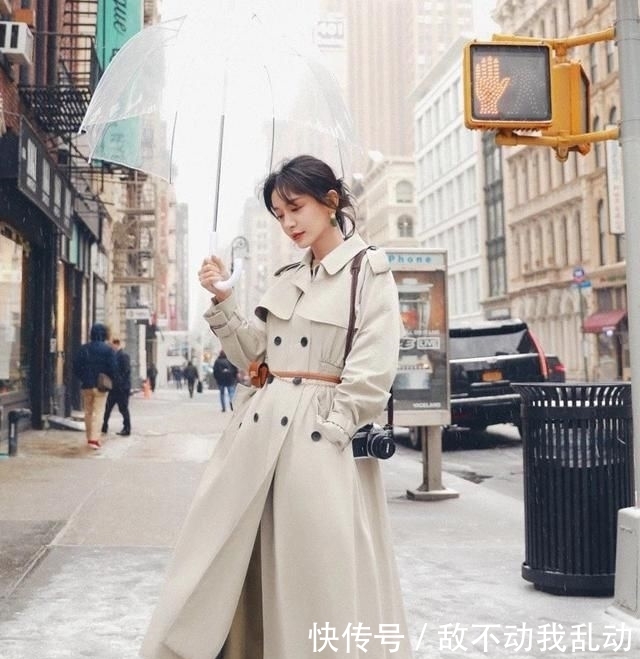 「有型」哇哦，风衣今年看起来，更高级有型了