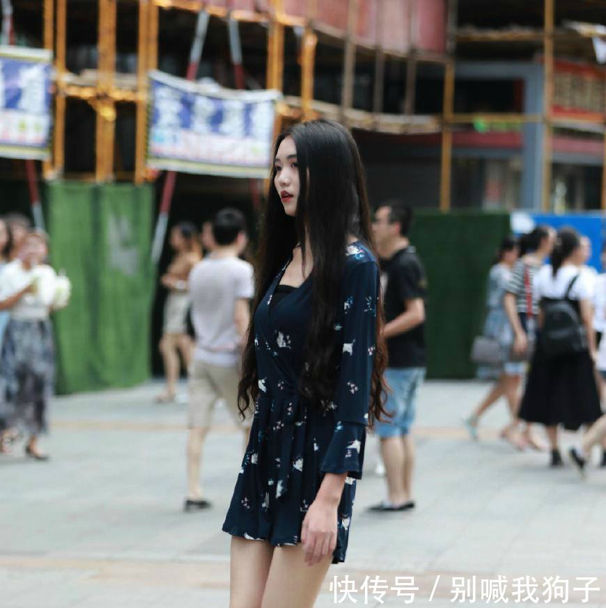 街拍，美女看起来好仙的感觉啊，这才是我的女神