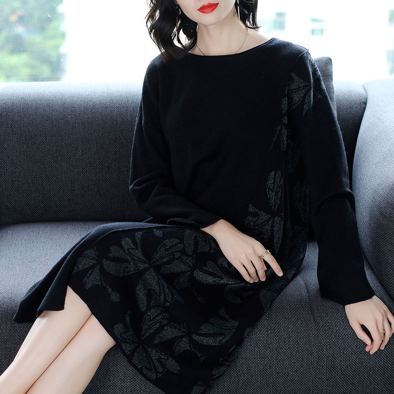 到香港才知道，如今时髦女人这样穿!洋气减龄，让你穿出与众不同