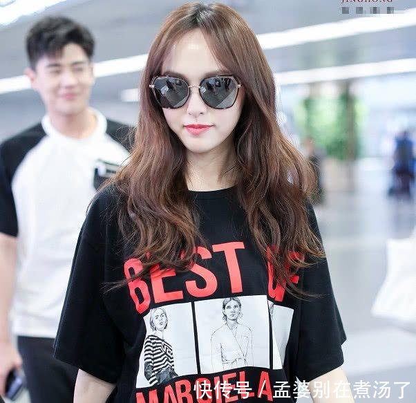 厉害了唐嫣！居然把牛仔裤穿得如此迷人！网友这才是真正的美腿