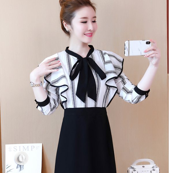 悄悄告诉，新上的紧身包臀裙，时尚又迷人