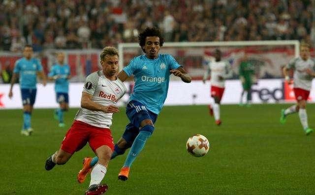 冤案!头号黑马115分钟遭争议绝杀,角球判罚子