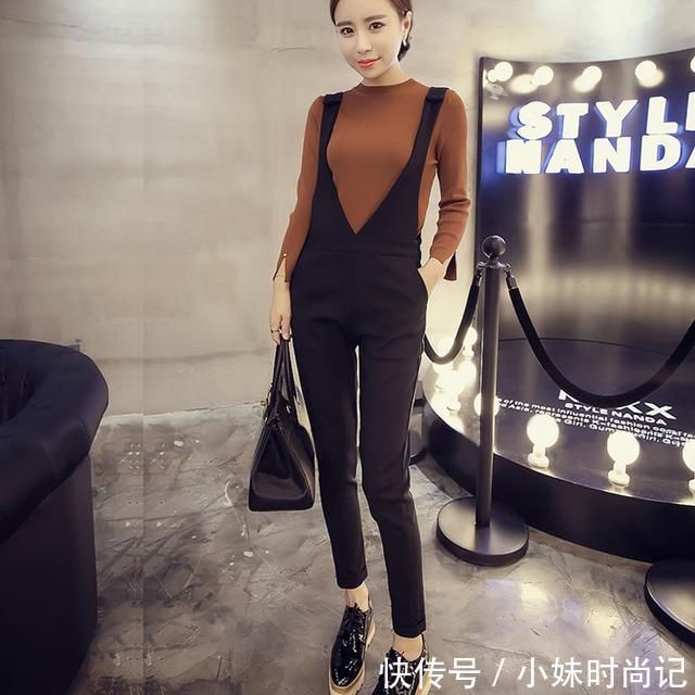  #随时#腿长不够穿搭来凑，减龄又甜美的背带裤，随时让你萌化