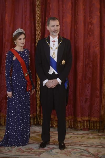 时尚名流情侣：莱蒂齐亚王后和西班牙国王费利佩