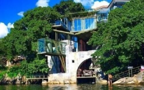 杨丽萍3000万“月亮宫”被封？内里的“肮脏”，外表再美也无用