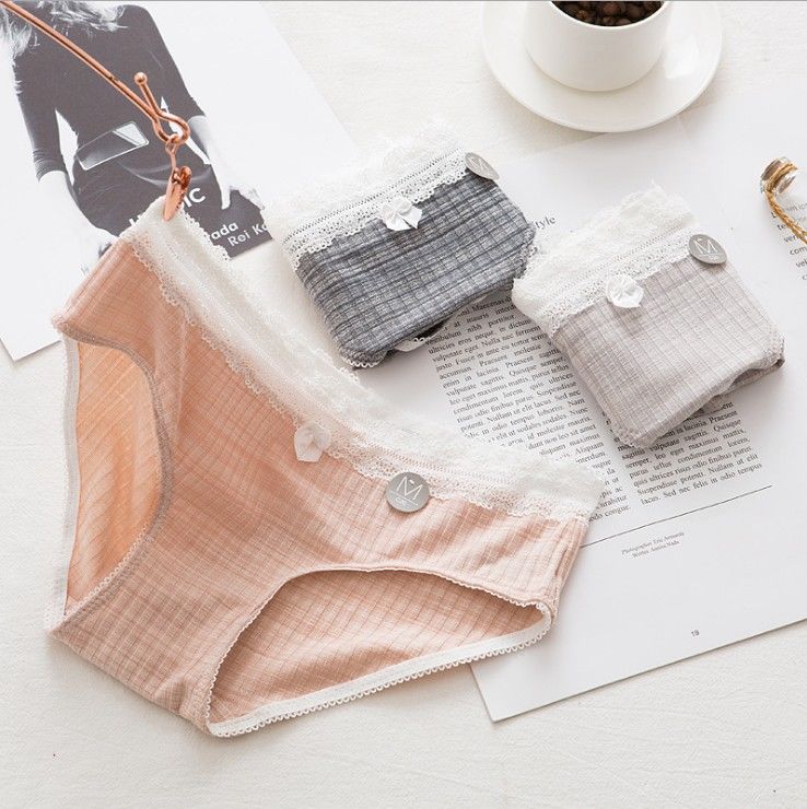 哇!今年的新式三角裤太有女人味，赶紧把我的大妈款扔了，换上它