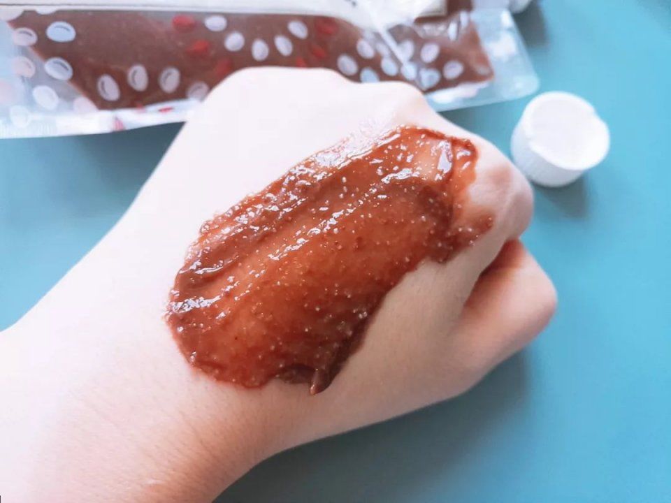 断货半年，抢都抢不到!荣登Cosme榜首，用完白1个色号，肌肤嫩到