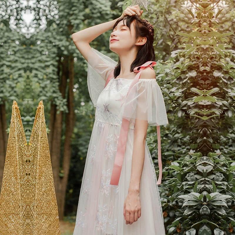 街拍朦胧中透着性感，网纱连衣裙太美太迷人