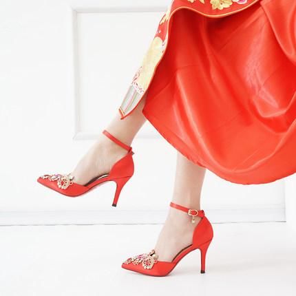 中式婚鞋，这些高跟鞋每双都很美