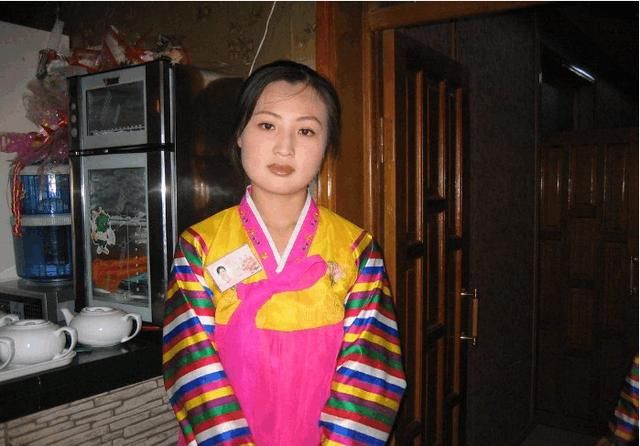 在东北图们,很多朝鲜女孩来中国打工,看看她们