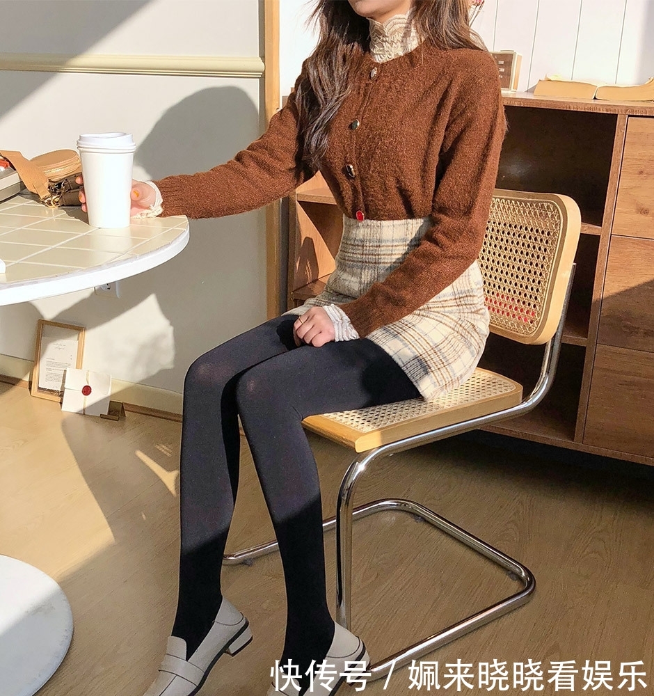  model：Korean model套装搭配图集第九十三篇
