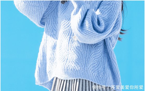  [建议]建议大家穿毛衣尽量不要配裤子，瞧瞧明星们怎么穿，个个女神范