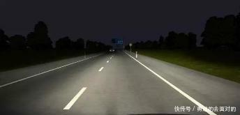 晚上跑高速和平时一样用近光灯？老司机：别糊涂，除非你命大！