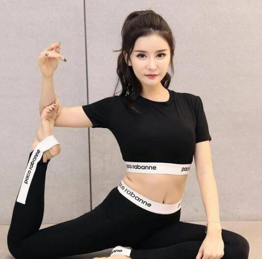 秀丽清纯的打底裤小姐姐, 身材迷人, 释放女神般的魅力!