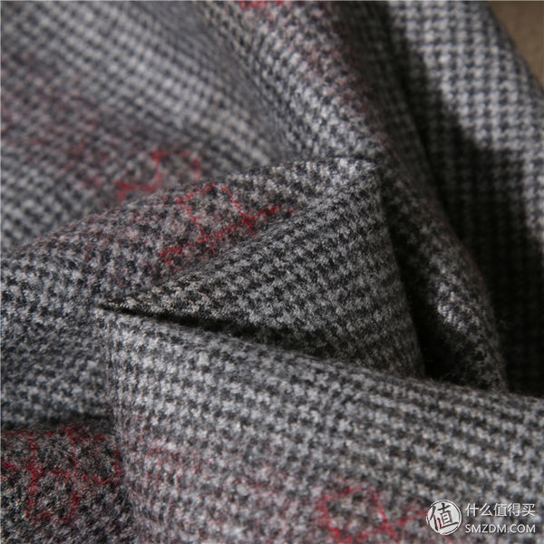 有腔调的PT01格纹西裤--充满生活格调的实力主义者