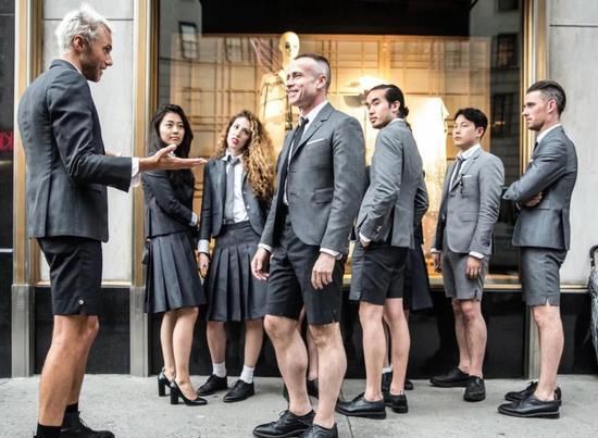  [穿短裤]夏季如何驾驭短裤 才能吸引姑娘们的目光？