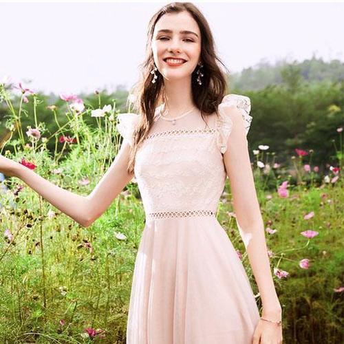 唯美的蕾丝连衣裙，深到骨子里的优雅