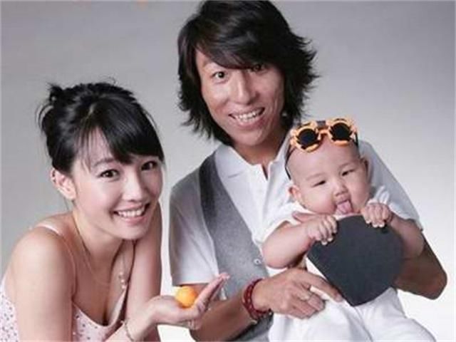 陈乔恩工作室请律师取证“东方不败”事件，网友：卓伟炒作没下限