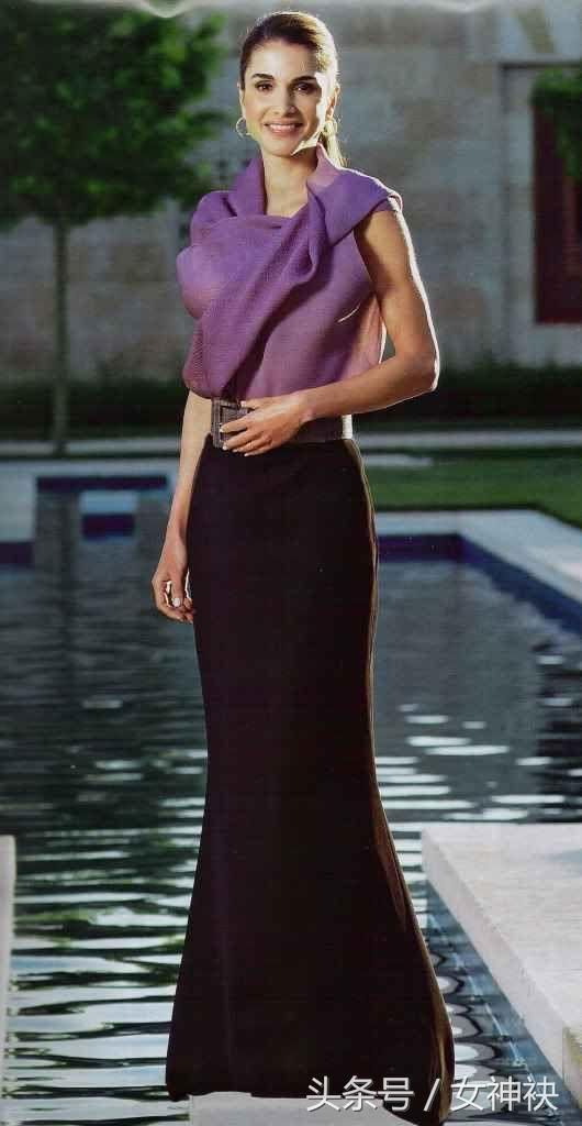 跟王室学职场着装，最美王后拉尼娅的时尚进化