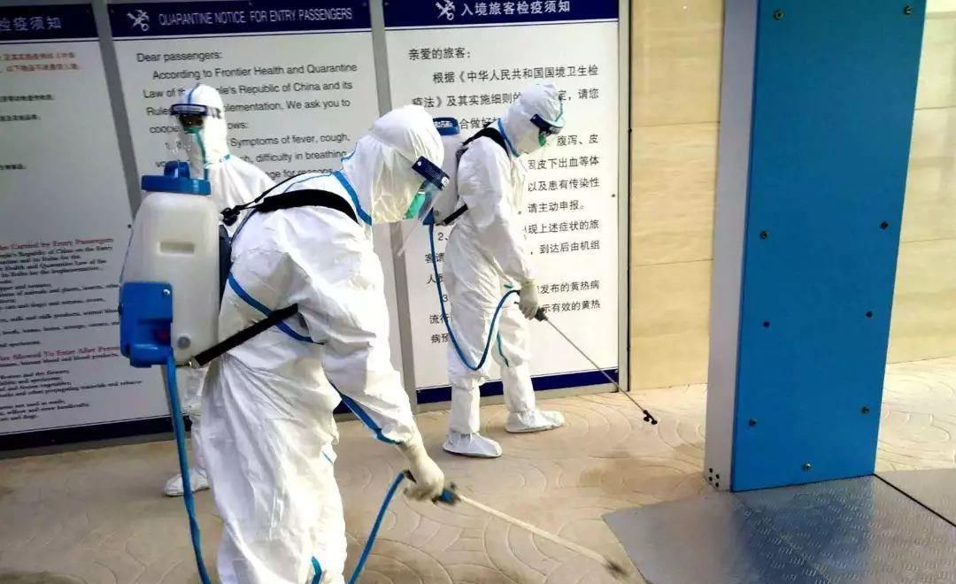「刺激性」频繁在室内用消毒液消毒,虽然能杀菌,但也要注意这三个问题
