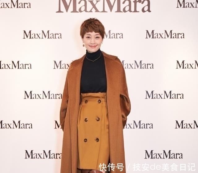 『女人』马伊琍穿的“大衣”火了!内搭毛衣时髦又保暖,适合40岁女人