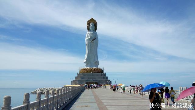 我国最适合“避寒”的城市，人均工资不到两千，看到车牌后笑了