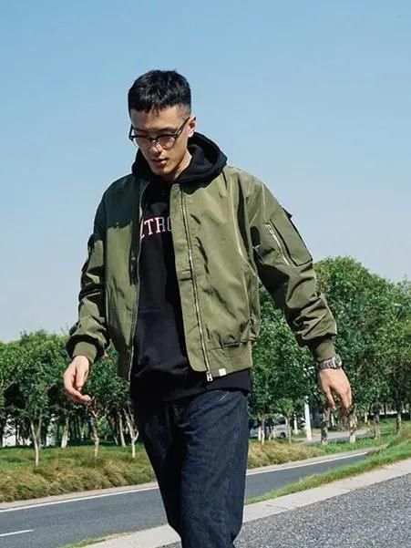 「让你玩」只会飞行夹克+卫衣？这7个小技巧让你玩转飞行夹克