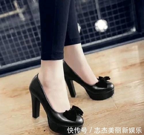  纤细|纤细跟和方跟的高跟鞋，你更喜欢哪个