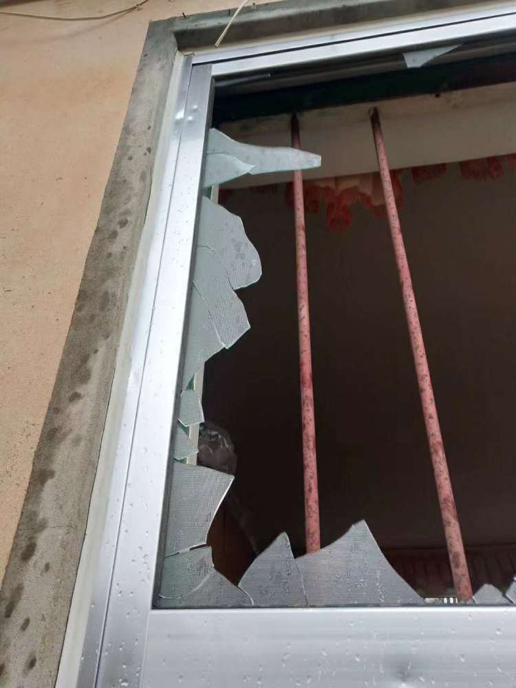  葡萄|葡萄大棚被冰雹打成筛子......一场冰雹 莱西多个乡镇农作物受损