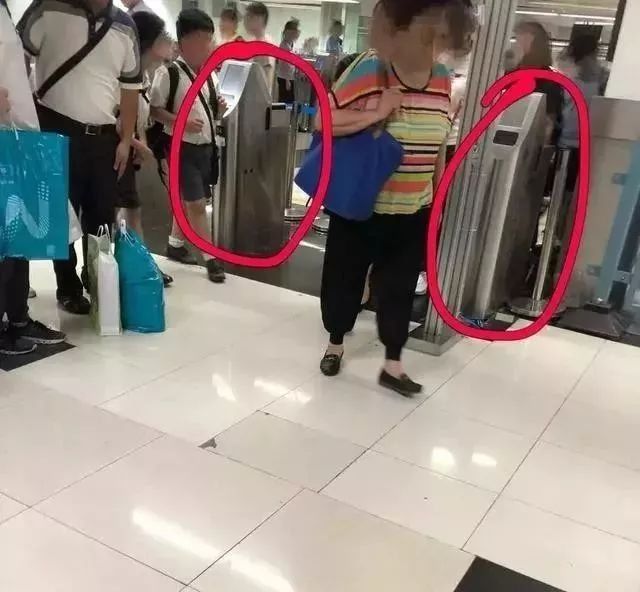 中国代购机场跳楼,只因被税一万七?官方回应了!这些东西别带，后