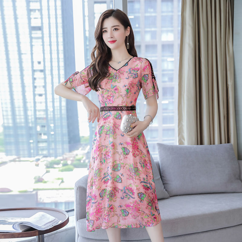 30-40岁要裙子挑好一点，夏季这12款，洋气好搭转身迷死人