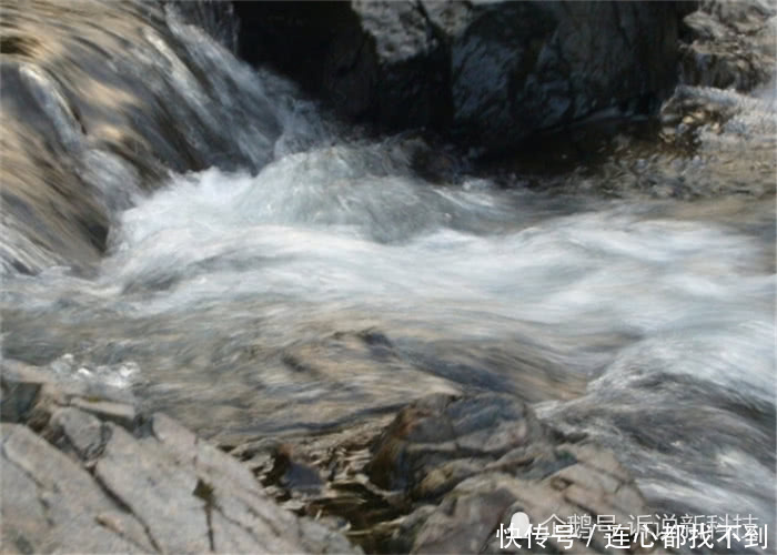 本来浑浊不堪的黄河变清澈了？百年难遇奇观，专家：没有道理啊！