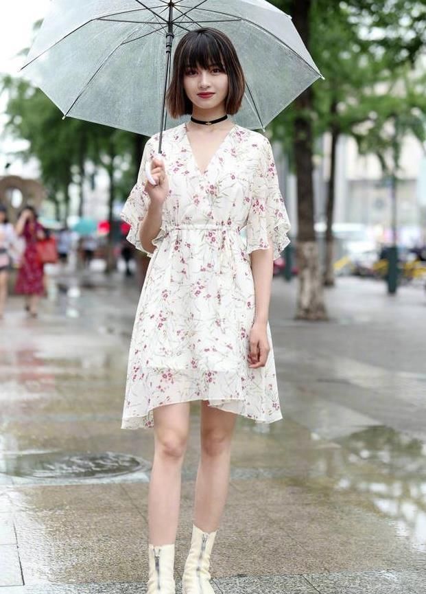 街拍：娶老婆就要娶图3这样的，保守却不失性感！