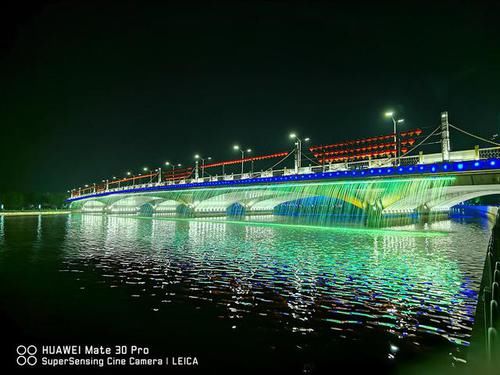 华为Mate 30 Pro夜景拍摄如何？比单反更方便，多焦段有惊喜